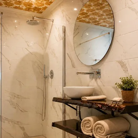 Rosyno1 Boutique Apartment